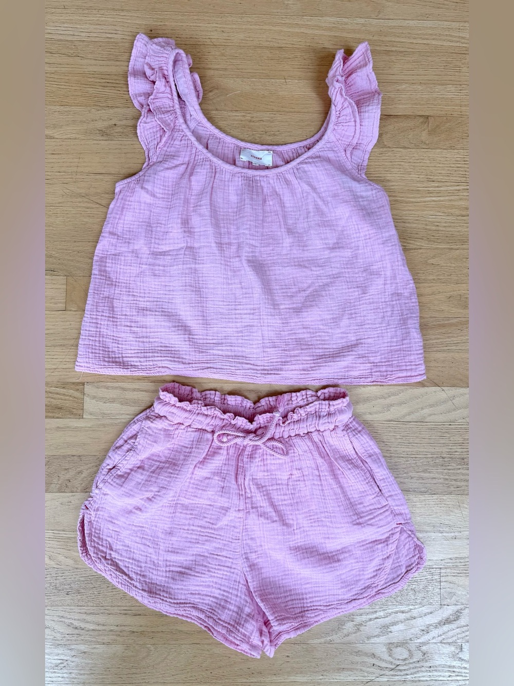 EUC: XiRENA Pink Ruffle Sleeve Tank & Shorts Guaze Set, sz Sm (set retails $350)